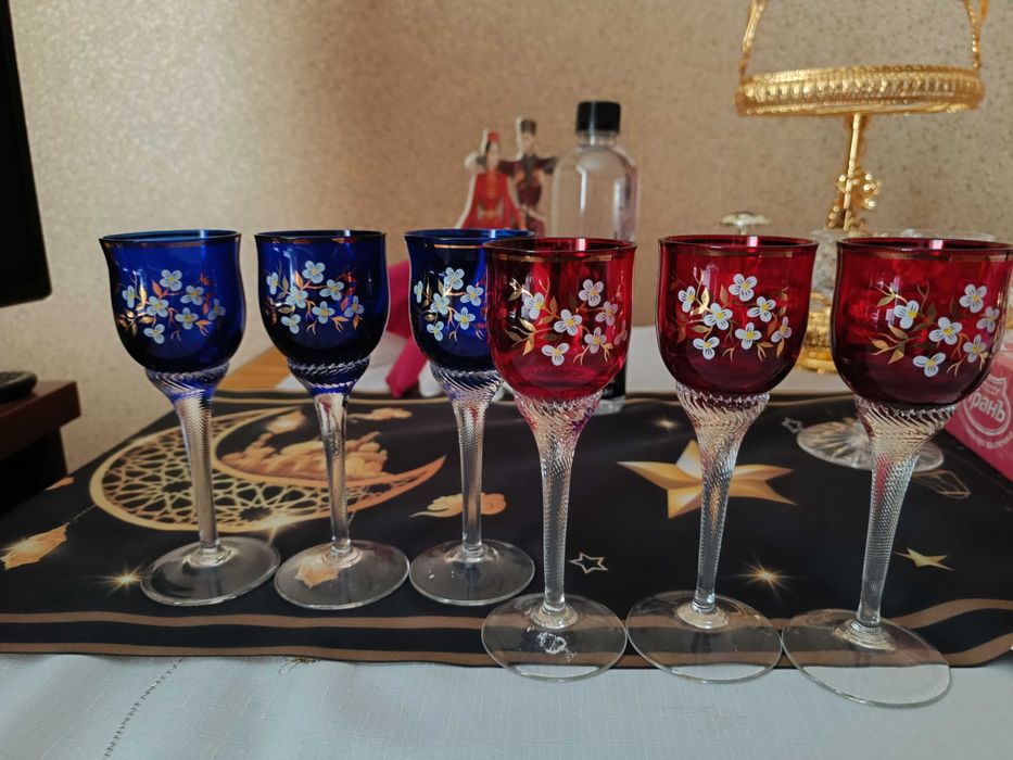 Бокал рюмочный Bohemia, цветные