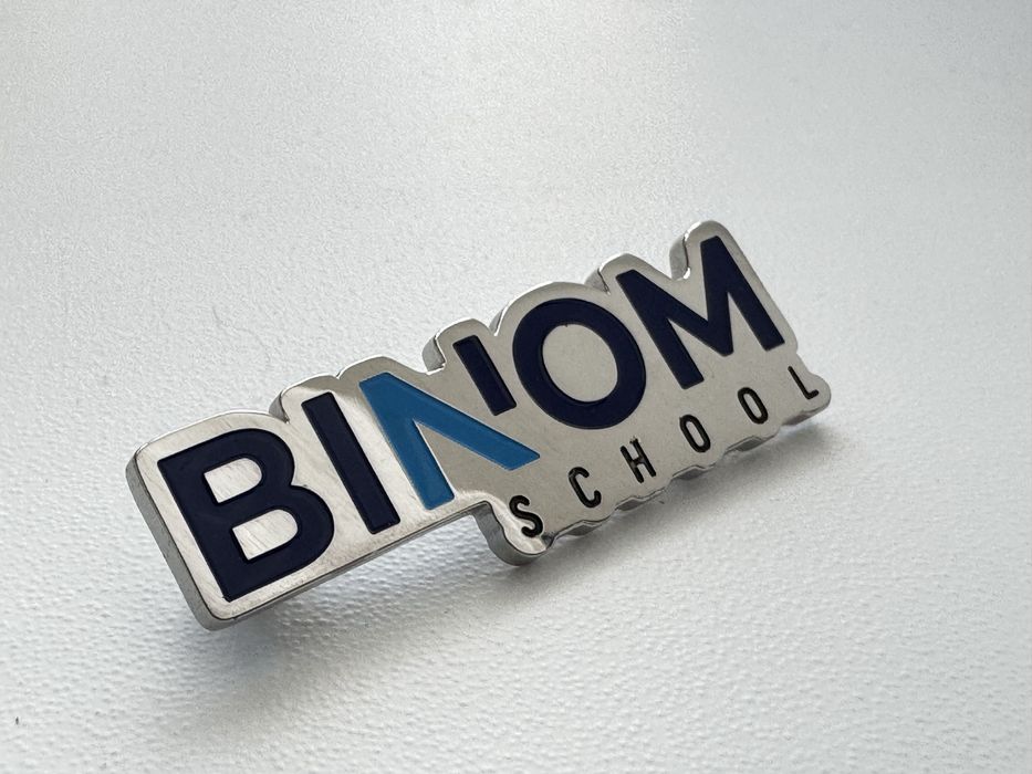 Значки на одежду