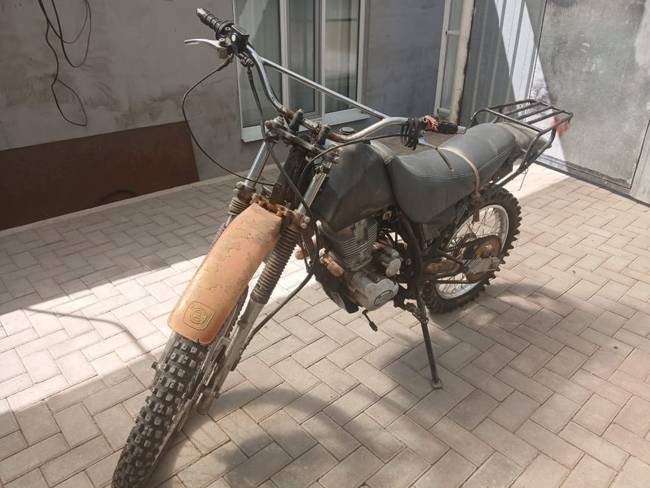 Мотоцикл мощный покоритель гор