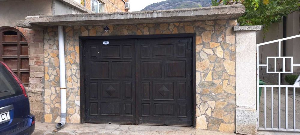 Продавам 2 етажа