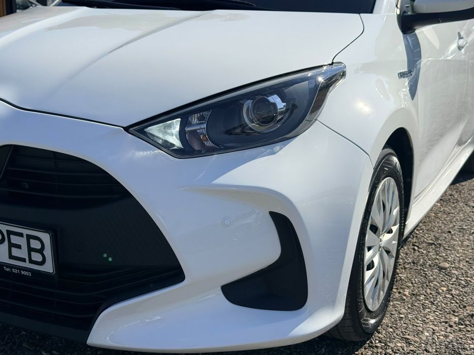 Toyota Yaris Unic proprietar - Km 100% reali - TVA deductibil