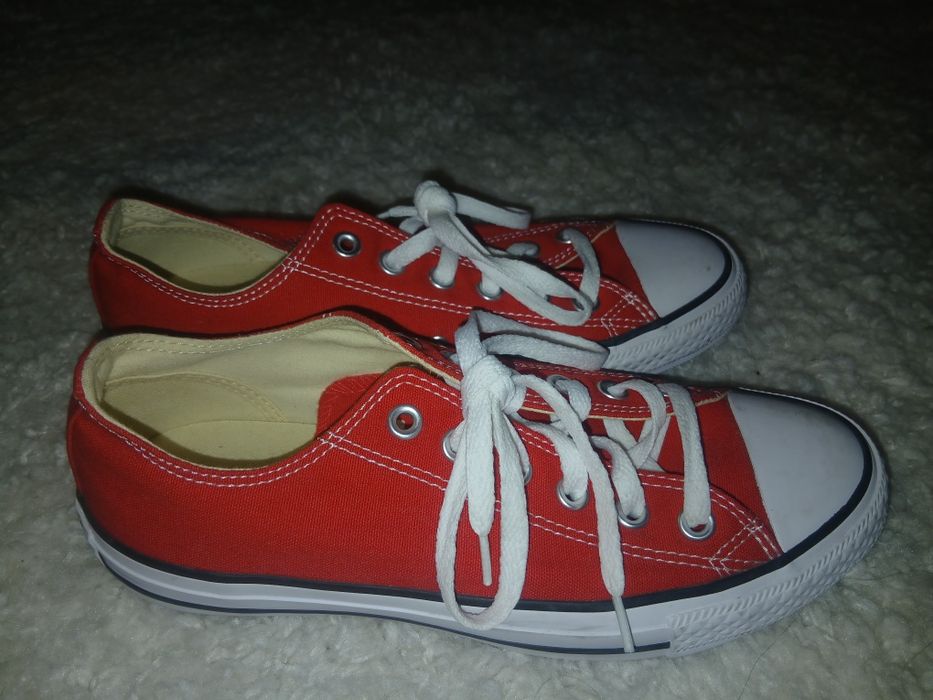 НОВО! Кецове Converse 39