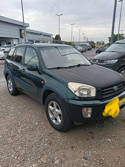 Vănd toyota raf4 motor 2 mi benzină+gpl