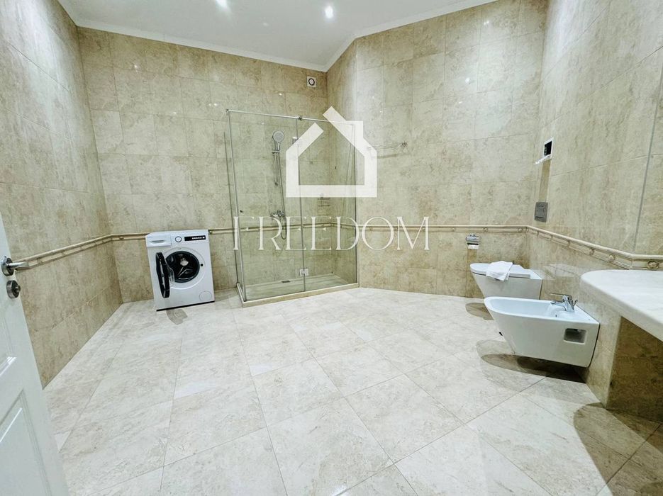 Четиристаен апартамент, под наем с паркомясто, кв. Ален Мак, 2 000 евр