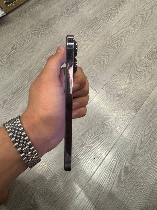 Iphone 14 pro max ideal holatda