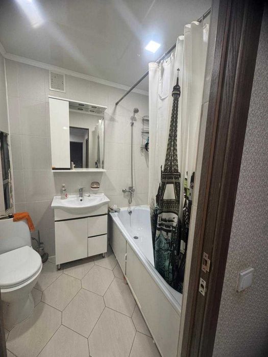 Продается 2 ком квартира район Променада