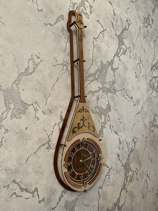 Домбра часы подарочные