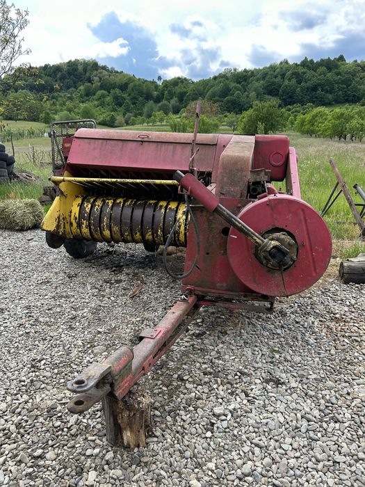 Vând balotieră L.Sgorbati