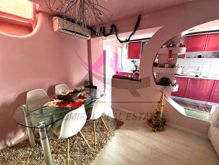 Дава се под наем Мезонет в Варна, Базар Левски - 145 кв.м за 750 € - Снимка #1