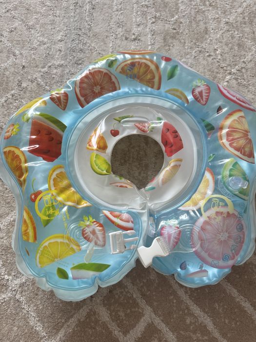 Горка и круг для купания