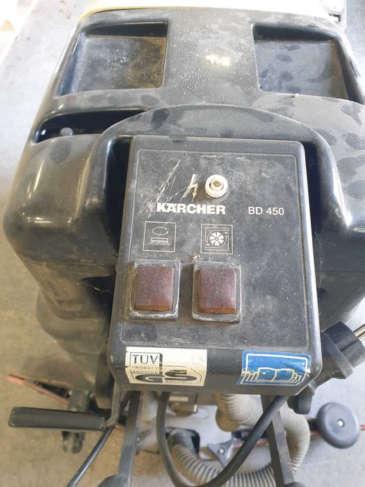 подопочистваща машина Kaercher Bd 450