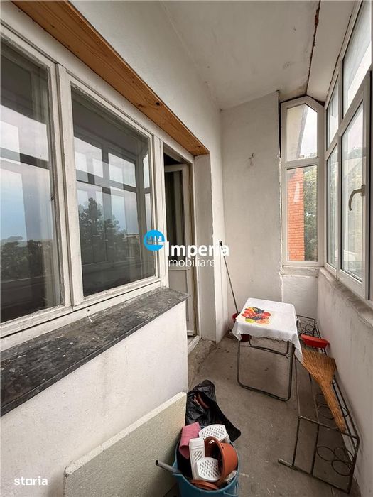 Apartament 3 cam, semi - decomandat, de vanzare zona Tatarasi - Flora
