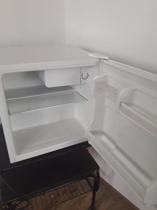 Холодильник маленький