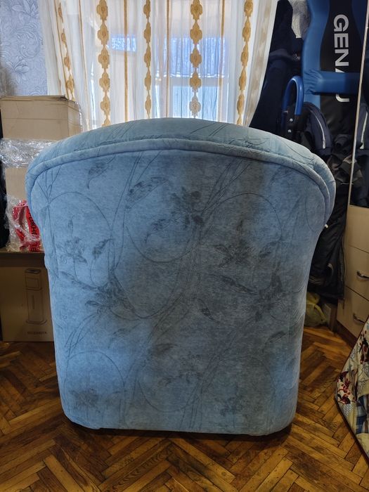 Продам кресло в хорошем состоянии