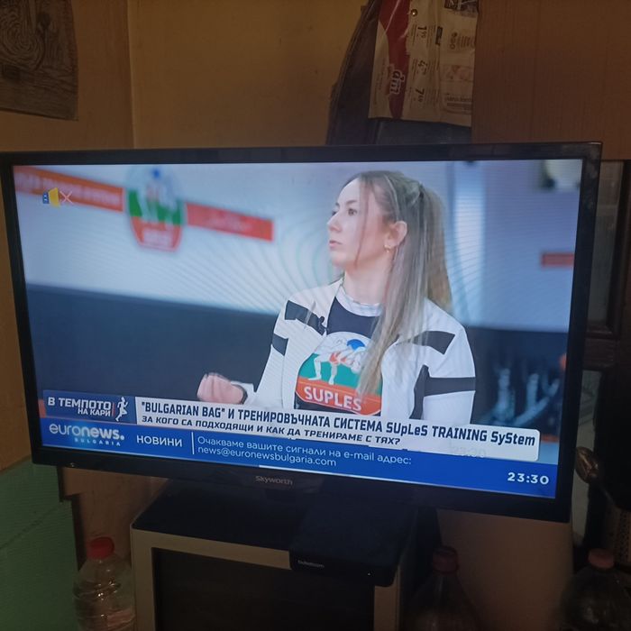 Продавам лед телевизор Самсунг 32 инча