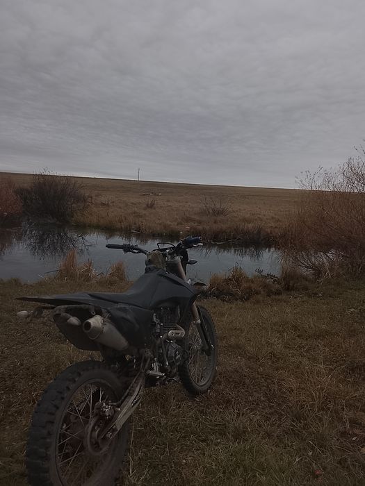 Мотоцикл 300 кубов