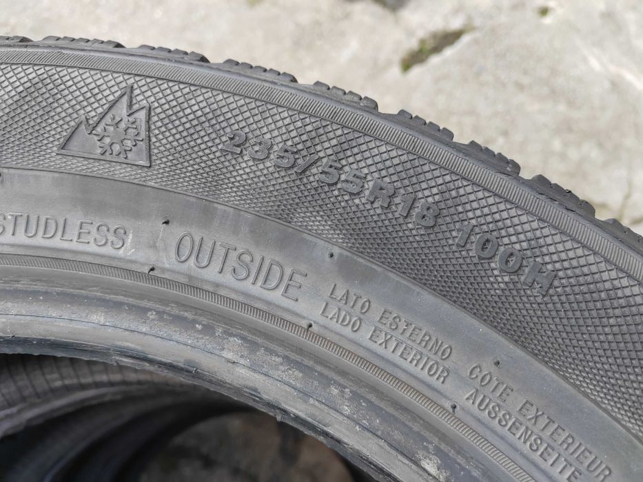 235/55/18 4бр.Kumho Зимни гуми