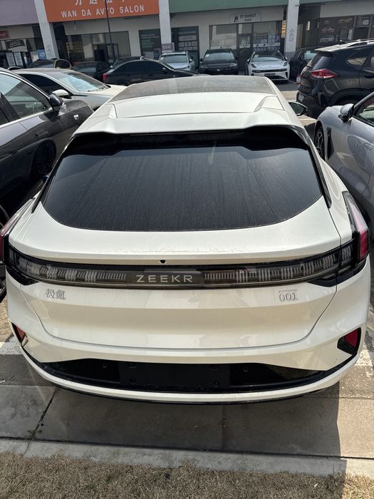 Eng arzon Zeekr 001 garantiyada sotiladi