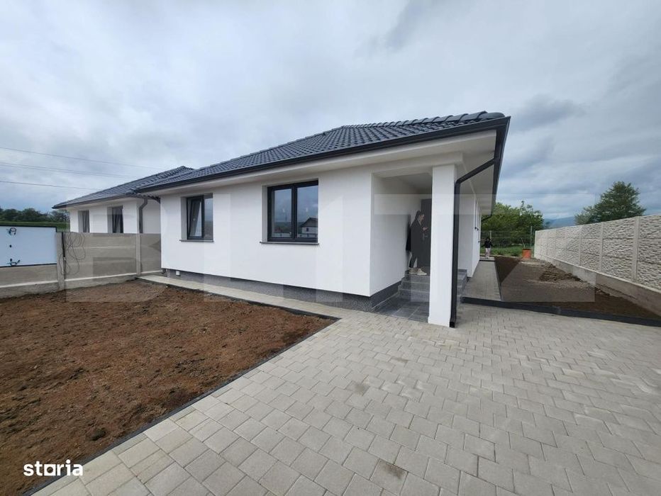 Casa de vanzare,100mp, cu 4 camere, zona Partos