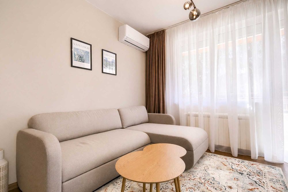Дава се под наем Двустаен апартамент в София, Красно село - 78 кв.м за 550 € - Снимка #2