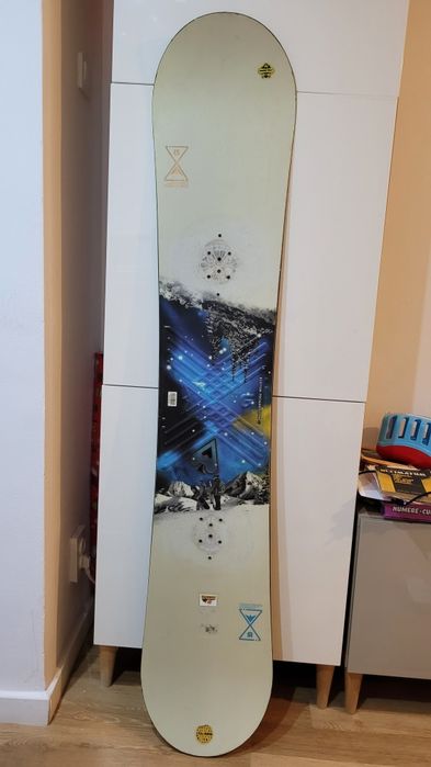 Placa snowboard Burton 157 cu legături Burton