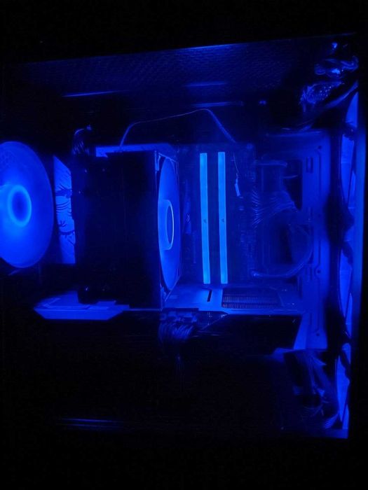 i5-14400f/gigabyte rtx3060ti/corsair 32gb ddr5/ lexar 1tb nvme ssd