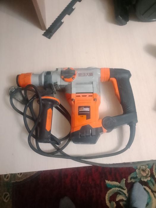 Срочно Перфоратор