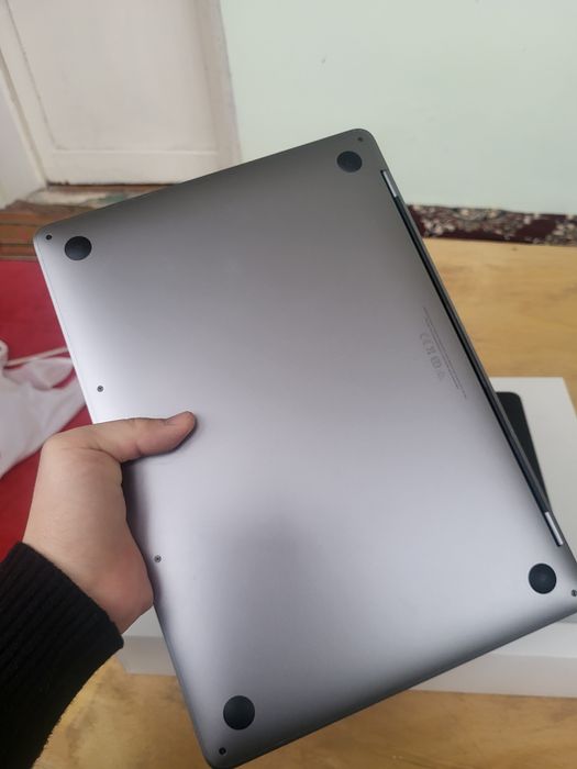 Macbook pro m2 , 16/512  96%