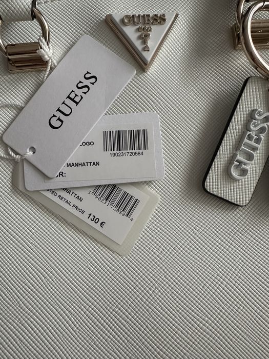 Нова чанта Guess.