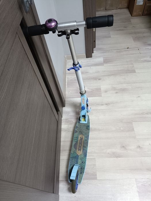 Продам детские самокаты