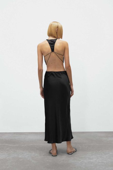 Zara rochie lunga 100% matase naturala neagra decupata spate gol lant