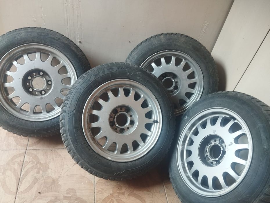 Продаю диски с резиной  срочно