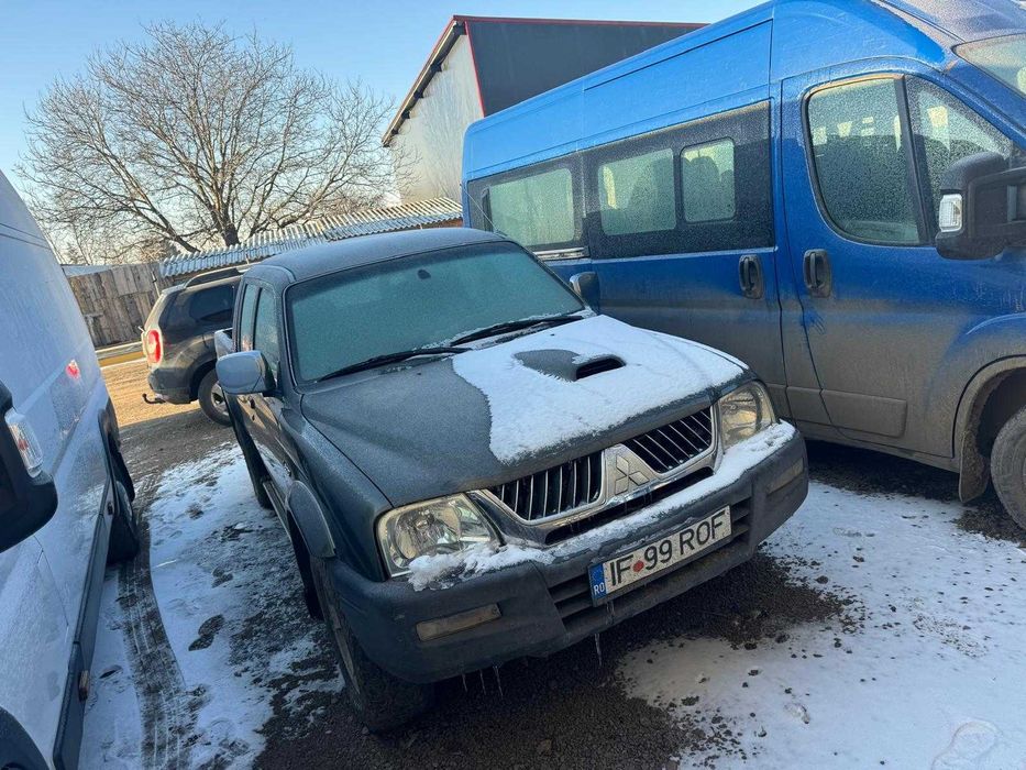 Mitsubishi L200 an 2005