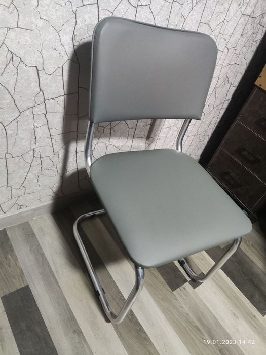 Стулья офисные кресла Сильвия