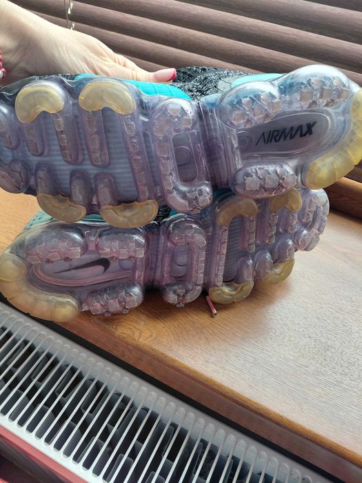 Маратонки Nike Air max и Vapro max Найк