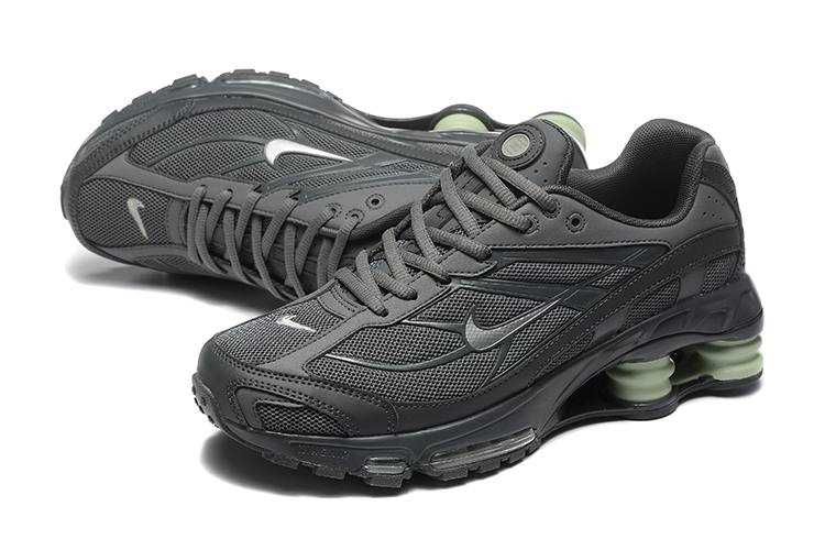 Продавам нови мъжки маратонки Nike Air Max Shox ride SP