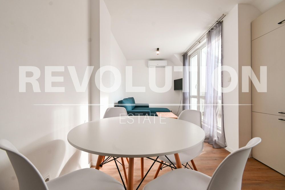 Дава се под наем Двустаен апартамент в София, Зона Б-19 - 52 кв.м за 680.85 € - Снимка #2