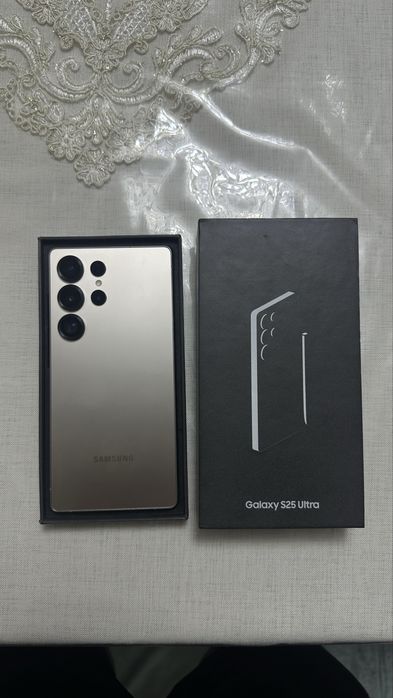 Galaxy s25 ultra 12/512gb  Sim Esim