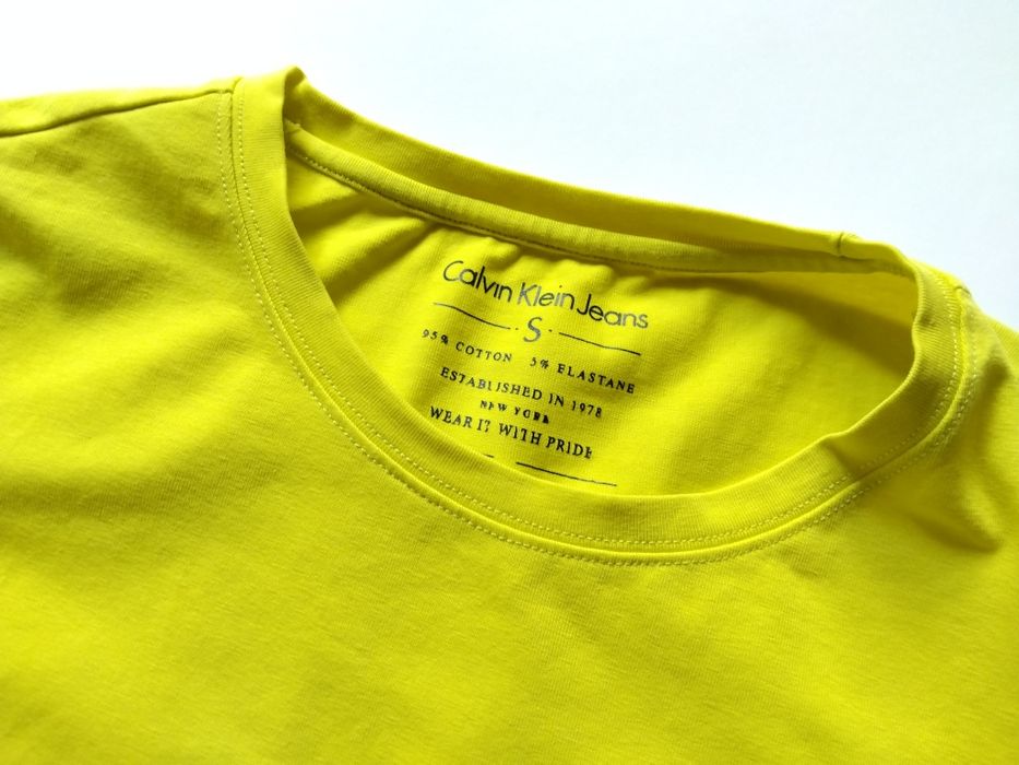 Calvin Klein-s-дамска тениска