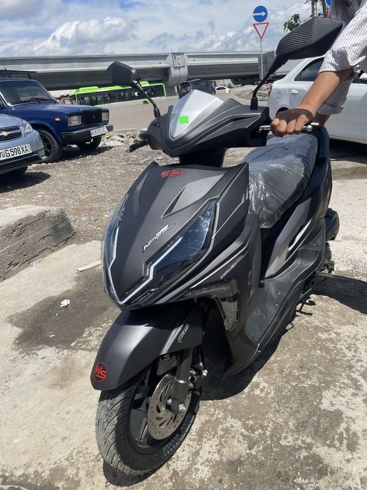 Suzuki мотоцикль