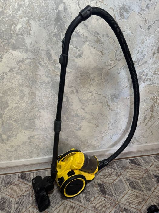 Продам пылесос karcher