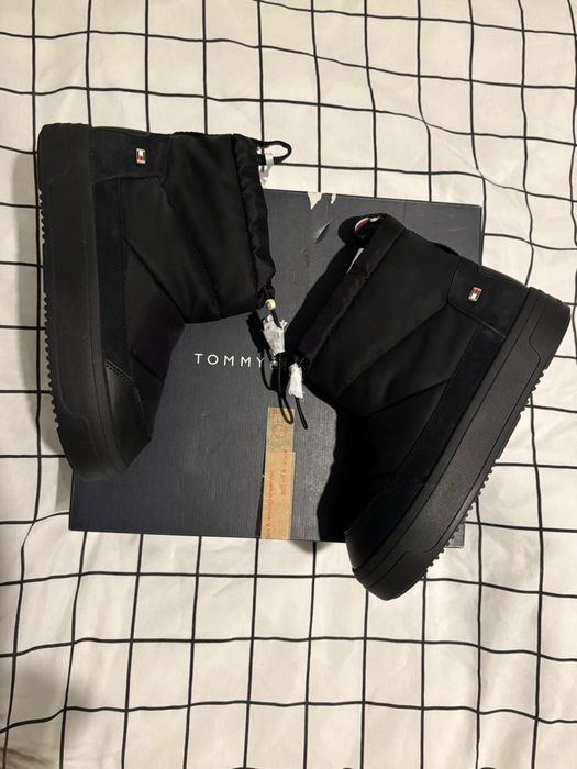 Нови дамски апрески ботуши боти Tommy Hilfiger 41 номер! НОВИ!!!