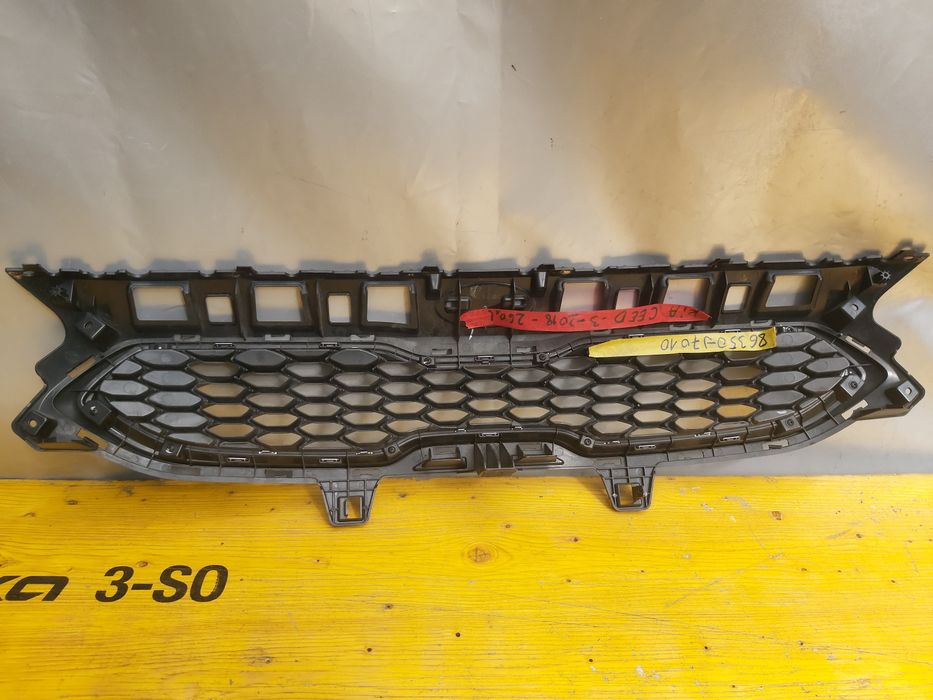 Грил решетка киа сеед 2018г Kia Ceed 2018