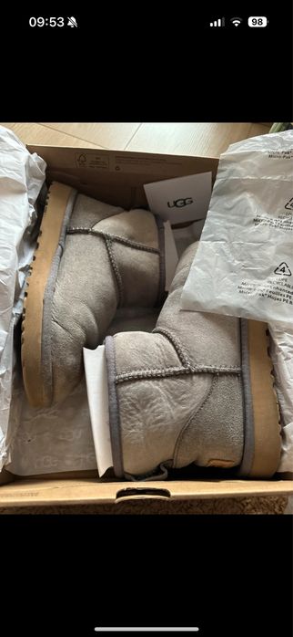 Ugg Classic Mini