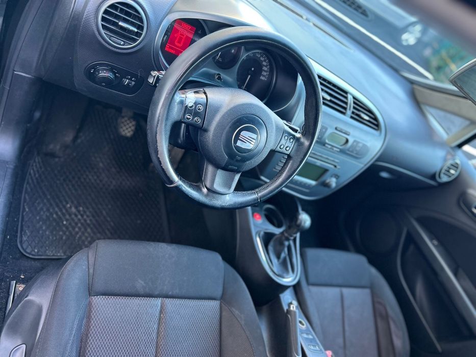 vând seat leon 1.6 mpi motorul clasic
