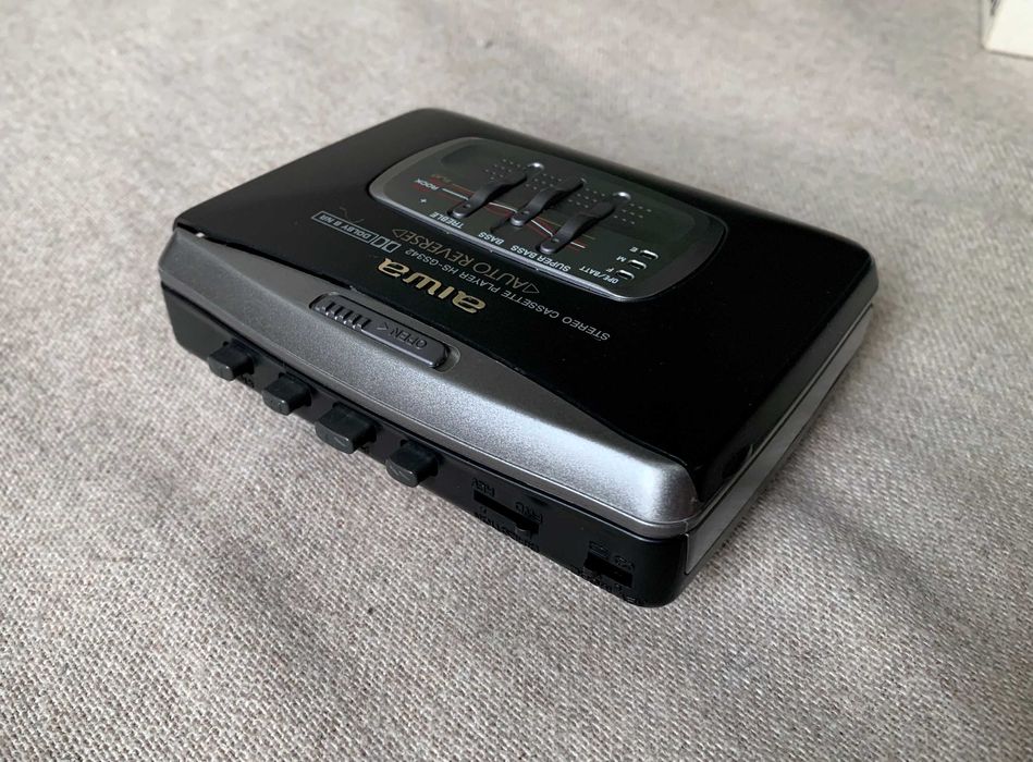 Walkman Aiwa HS-GS342 vintage Super Bass nou la cutie lipsă capac bate