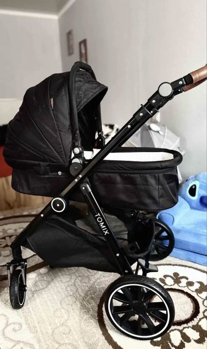 Продам детскую коляску срочно