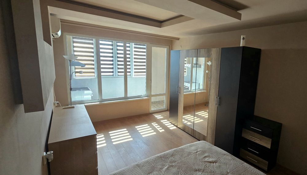 Продава се Двустаен апартамент в Бургас, Лазур - 64 кв.м за 2579 €/кв.м - Снимка #5