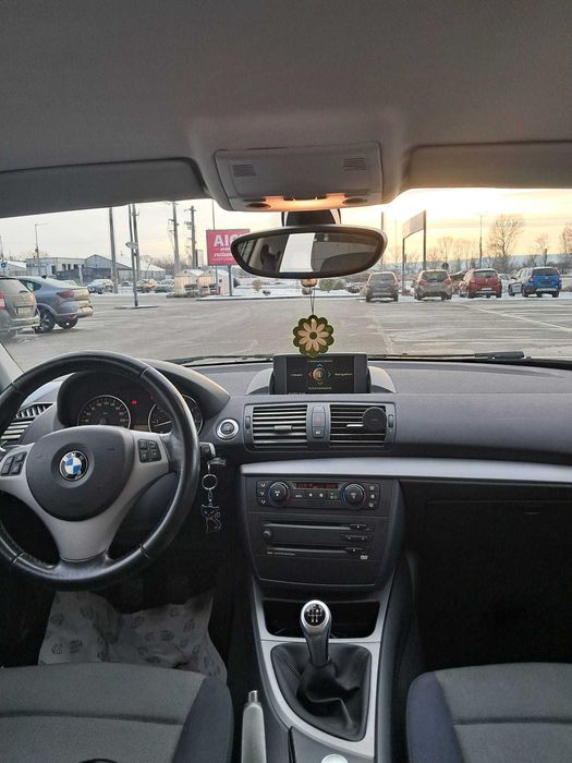 BMW seria 1 | BENZINA | 122CP