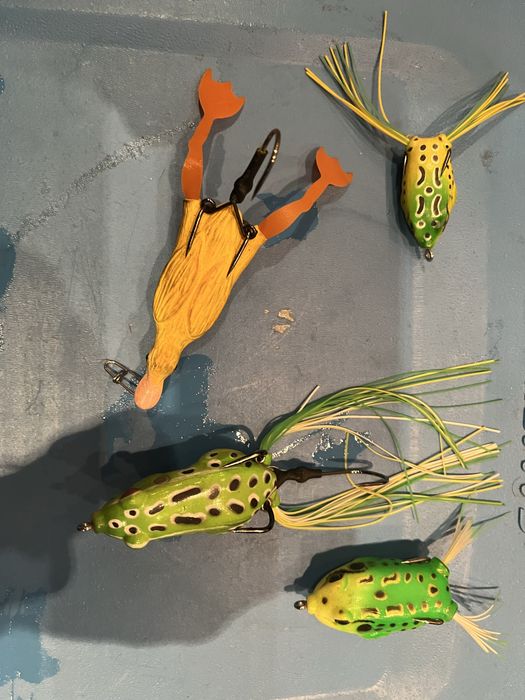 Bоблери,блесни и тапи за риболов